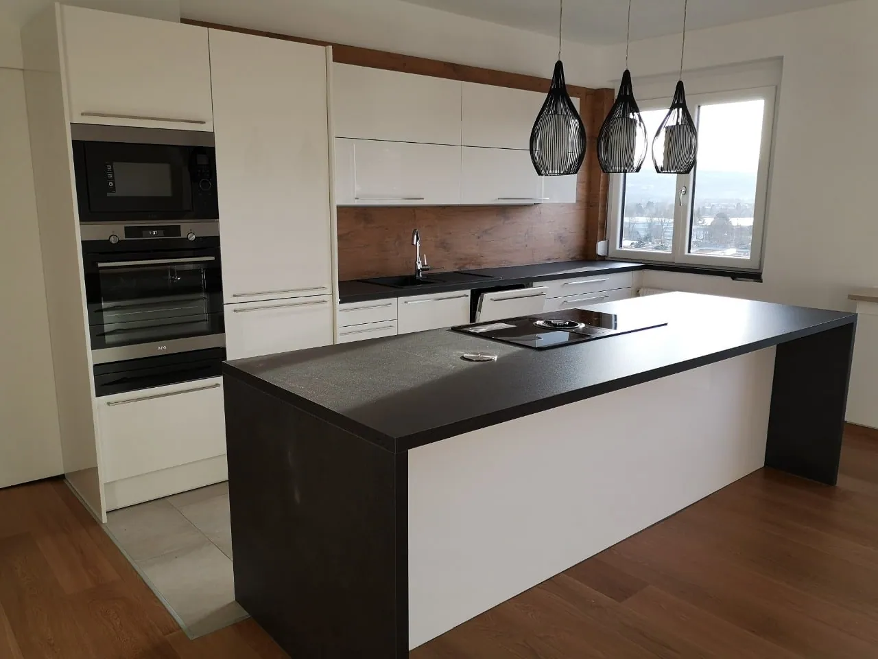 Modern, letisztult konyha